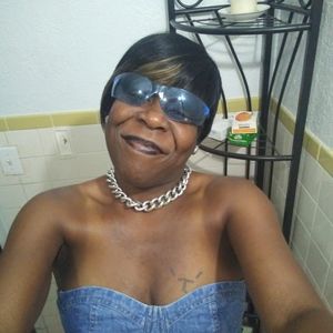 Meet your Posher, Denice